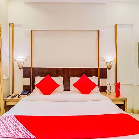 Super Collection O Panchratna Hotel Panvel Buitenkant foto