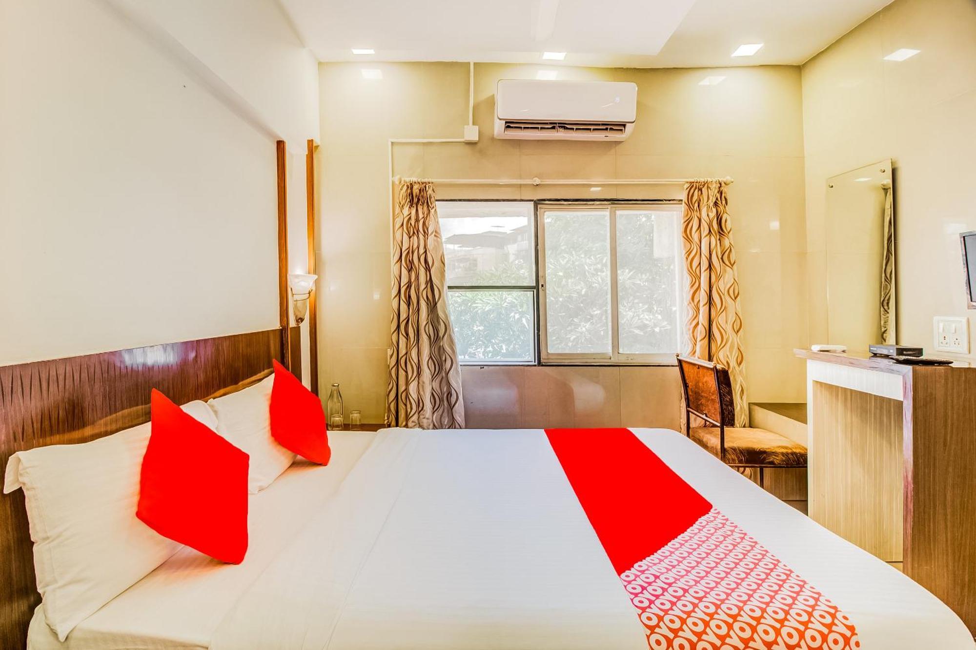Super Collection O Panchratna Hotel Panvel Buitenkant foto