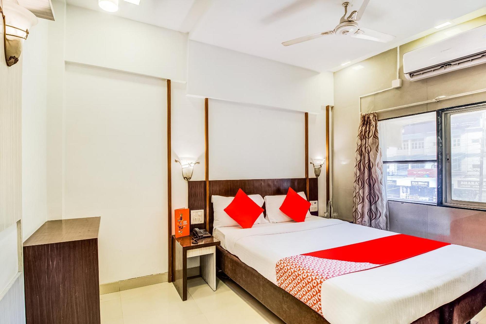 Super Collection O Panchratna Hotel Panvel Buitenkant foto