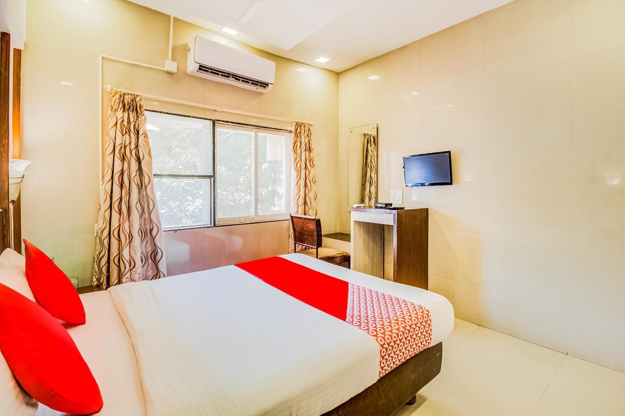 Super Collection O Panchratna Hotel Panvel Buitenkant foto