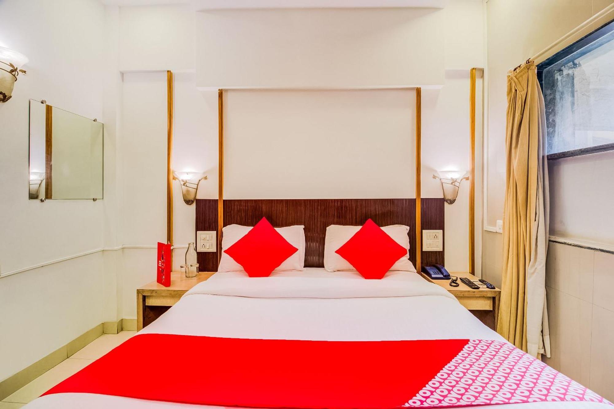 Super Collection O Panchratna Hotel Panvel Buitenkant foto