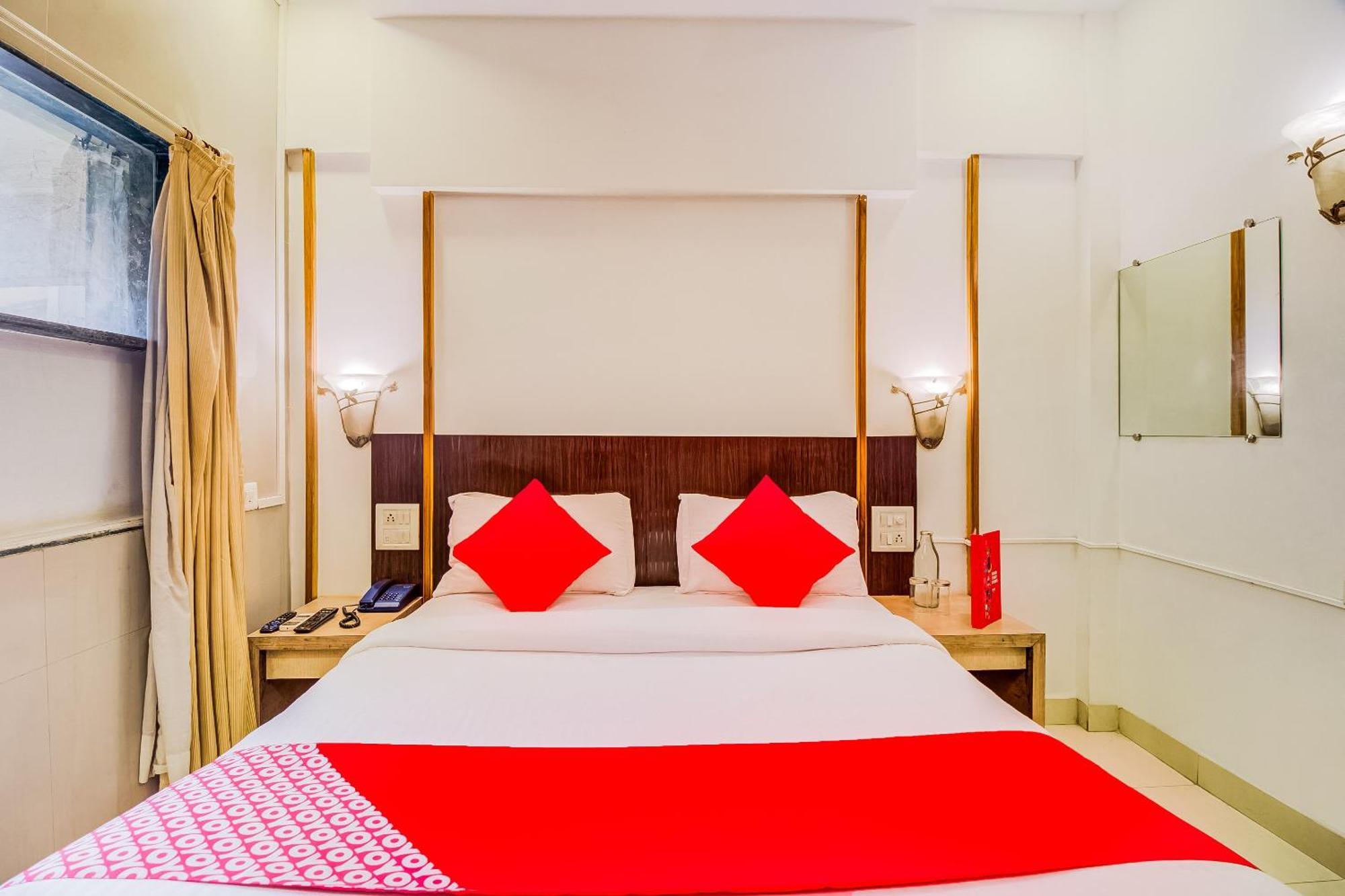 Super Collection O Panchratna Hotel Panvel Buitenkant foto